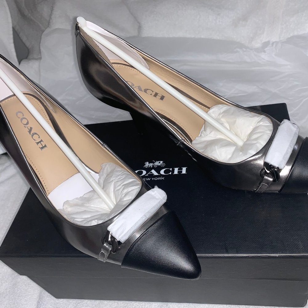Metallic/Black Coach heel